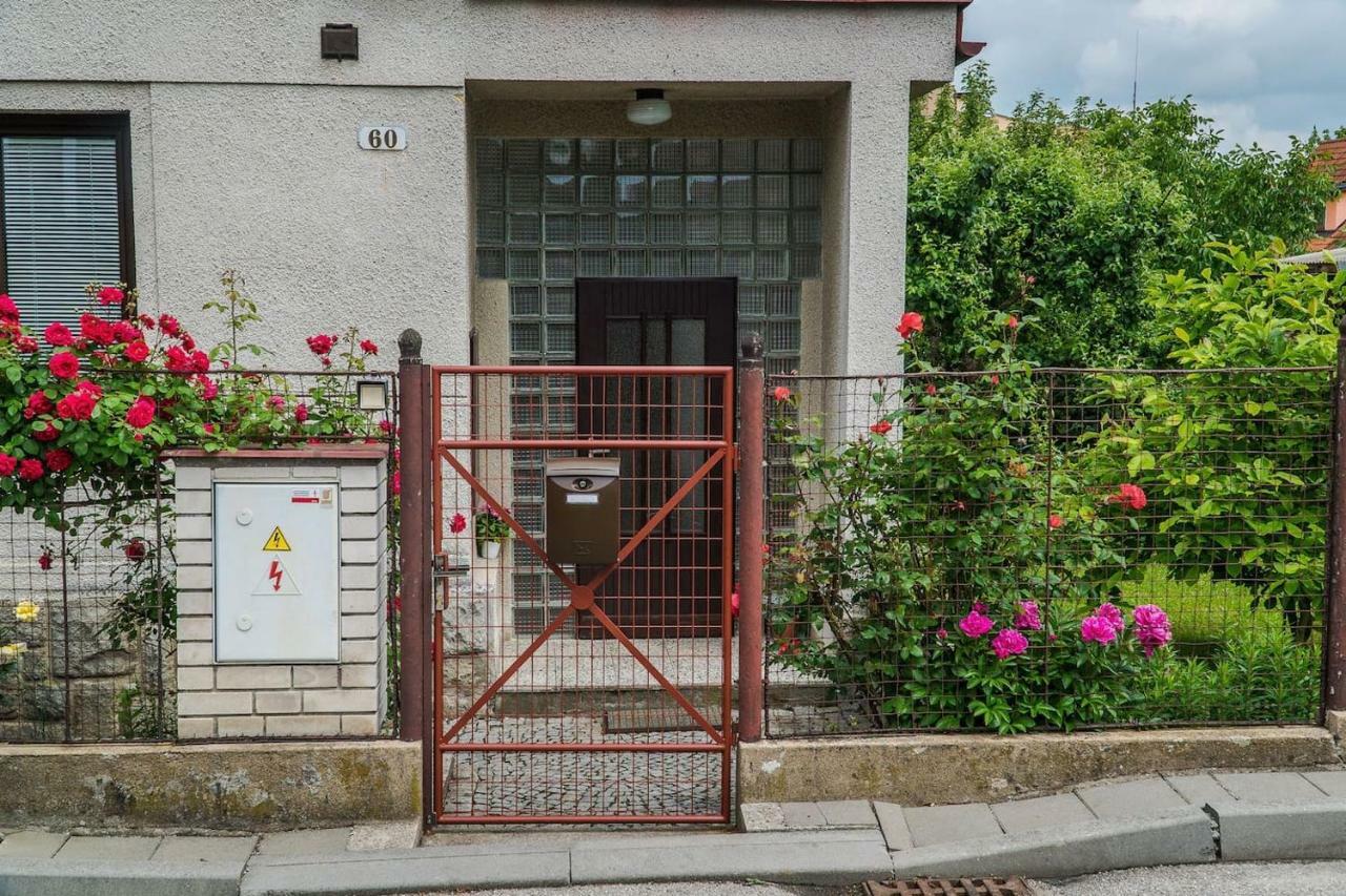 Zahradni Apartment Cesky Krumlov Ngoại thất bức ảnh